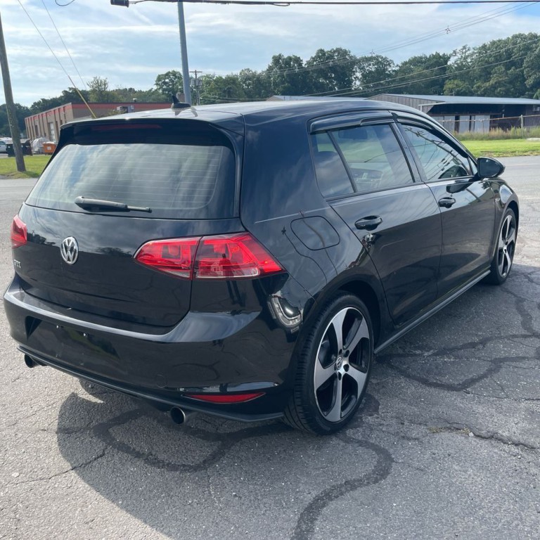 2016 Volkswagen GTI Image 3