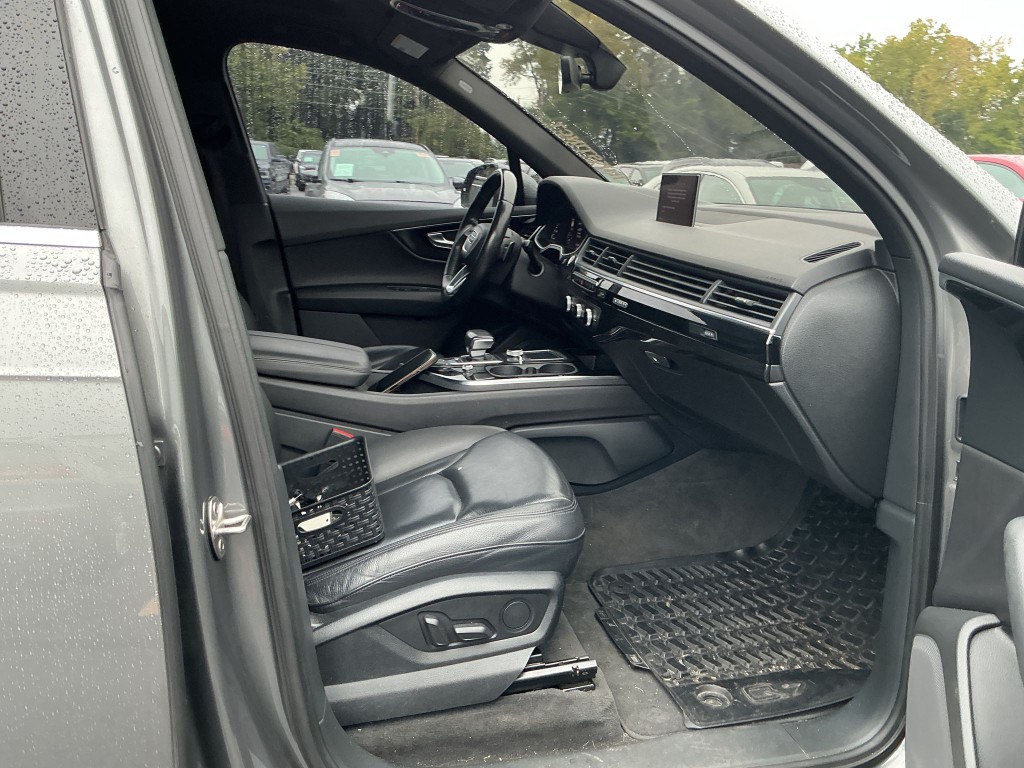 2017 Audi Q7 Image 5