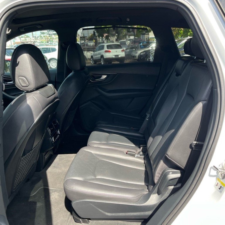2017 Audi Q7 Image 14