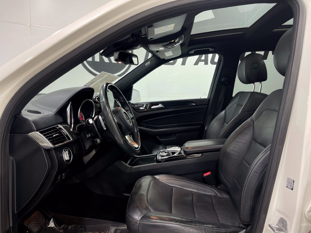 2017 Mercedes-Benz GLS-Class Image 13