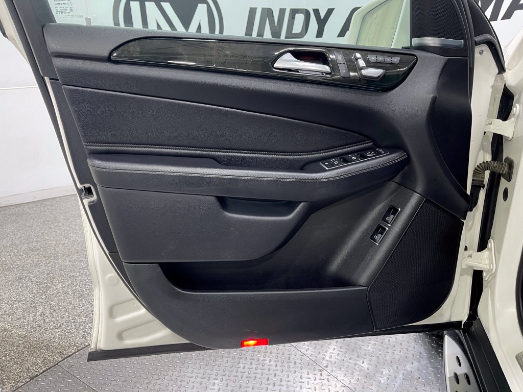 2017 Mercedes-Benz GLS-Class Image 15