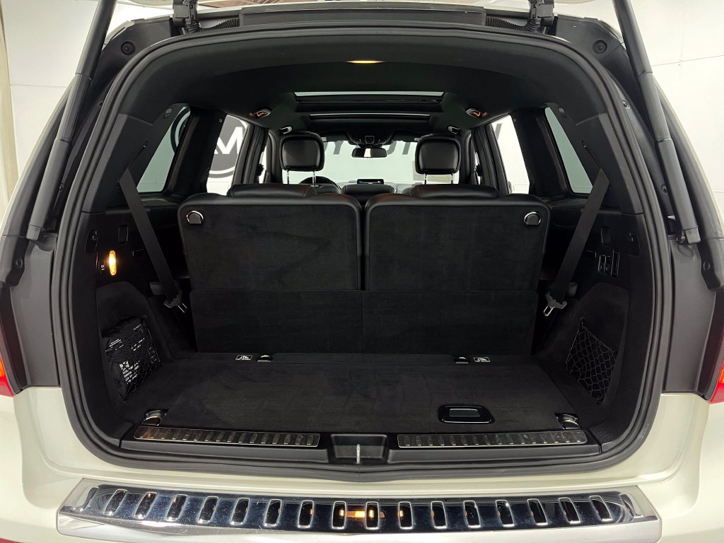 2017 Mercedes-Benz GLS-Class Image 27