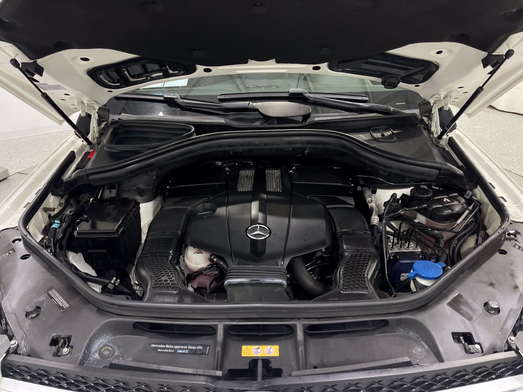 2017 Mercedes-Benz GLS-Class Image 28