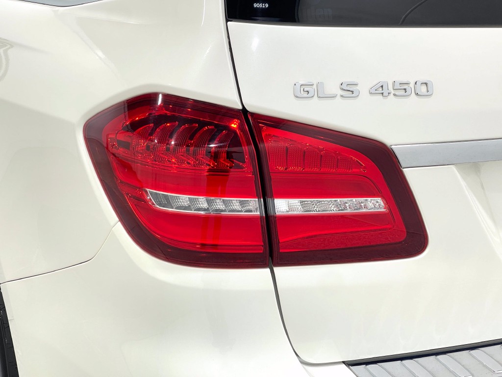2017 Mercedes-Benz GLS-Class Image 37