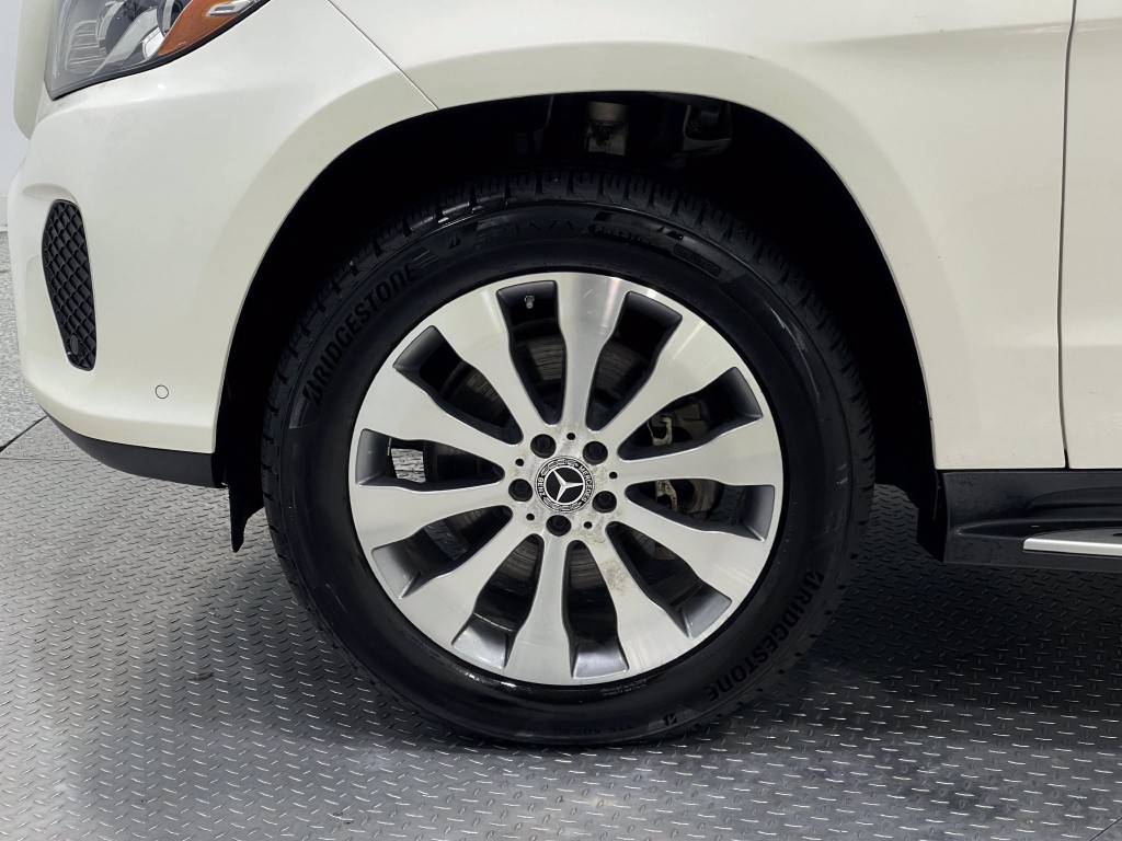 2017 Mercedes-Benz GLS-Class Image 38