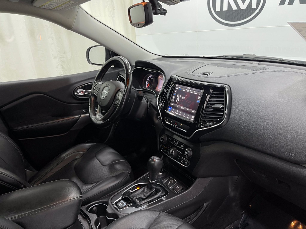 2019 Jeep Cherokee Image 18