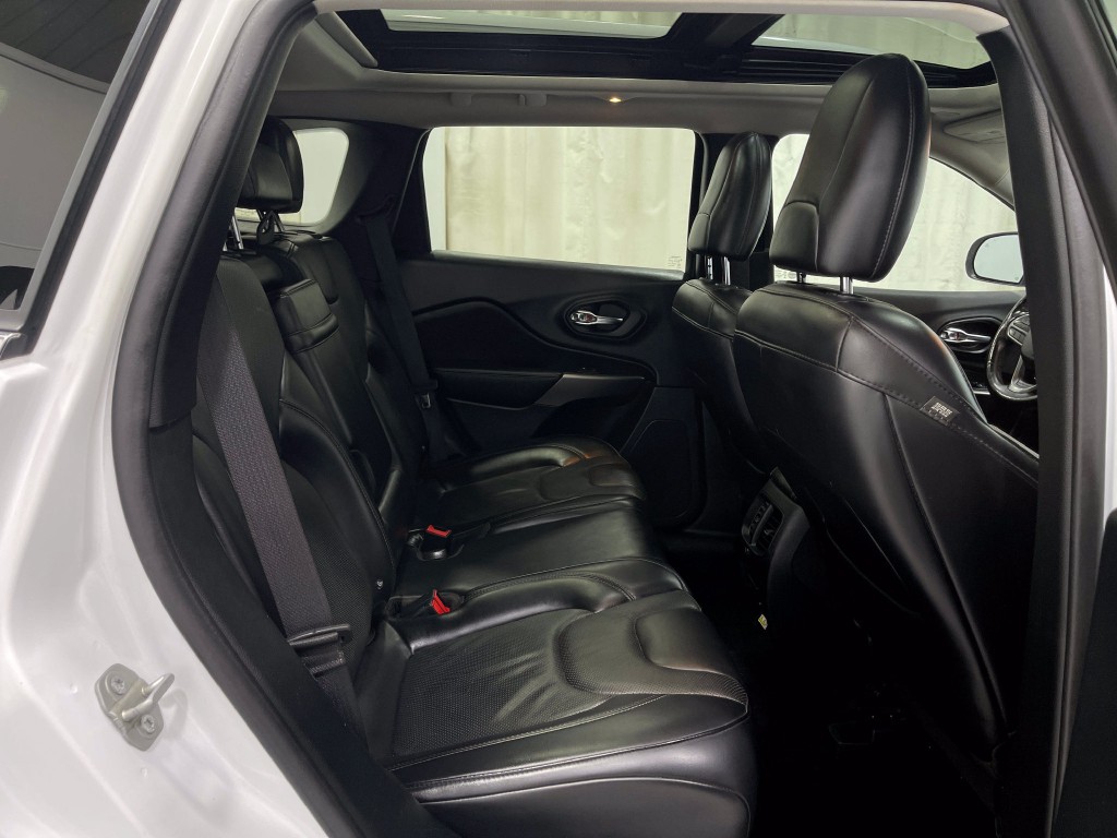 2019 Jeep Cherokee Image 29