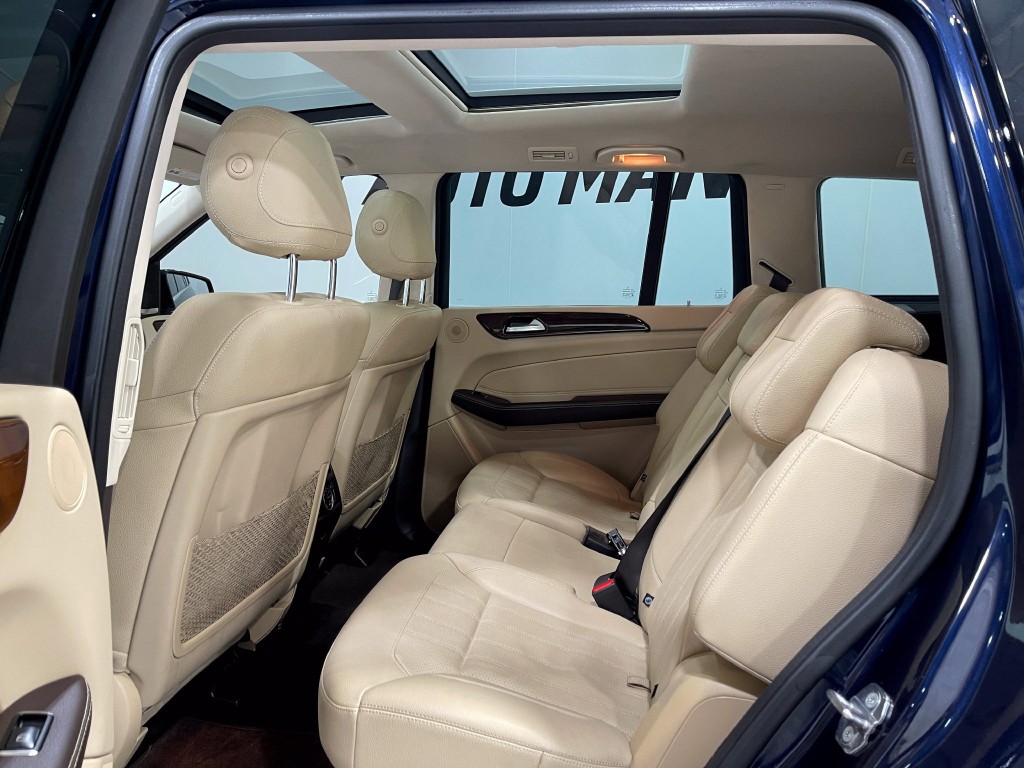 2019 Mercedes-Benz GLS-Class Image 31