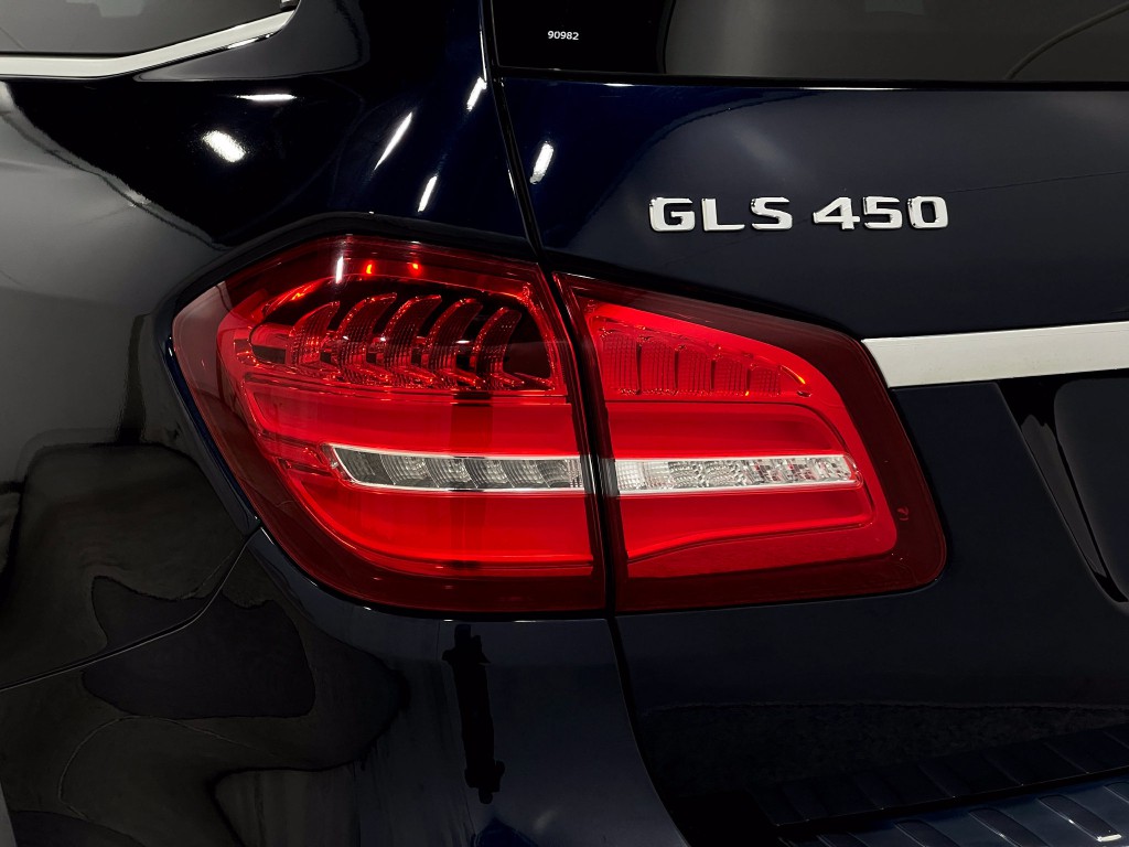 2019 Mercedes-Benz GLS-Class Image 37