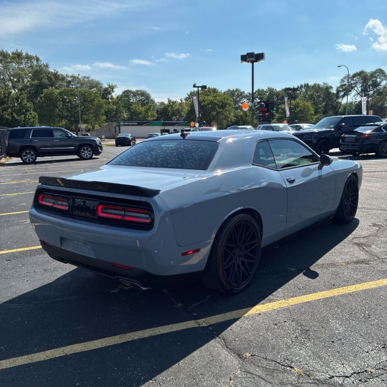 2022 Dodge Challenger Image 3