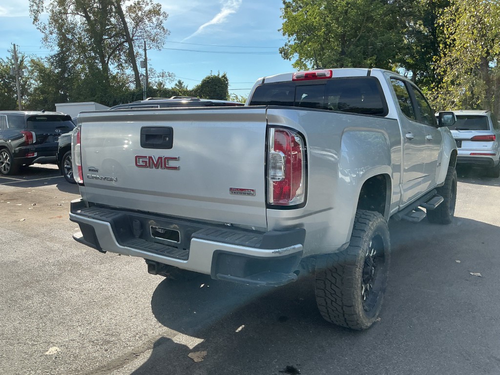 2016 GMC Canyon Image 3