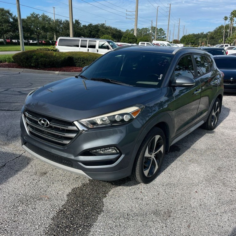 2017 Hyundai Tucson Image 2