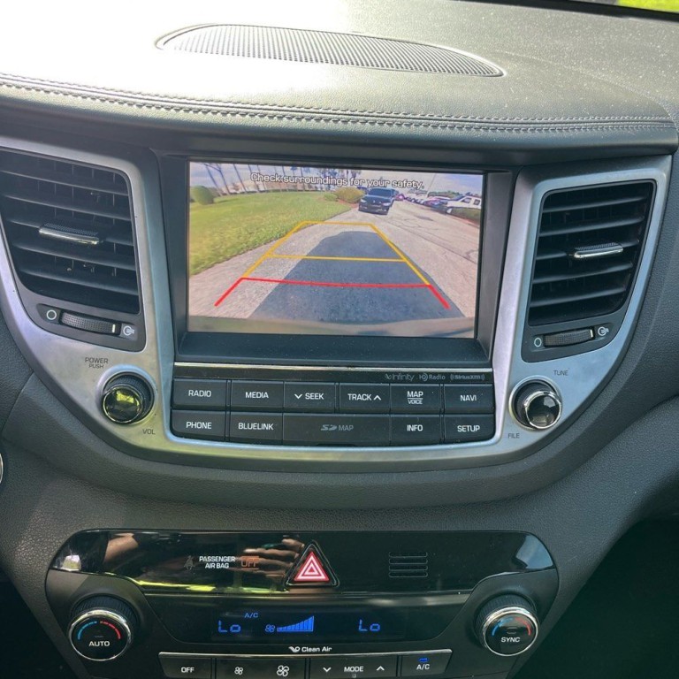 2017 Hyundai Tucson Image 10