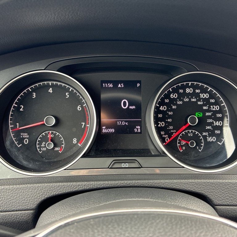 2017 Volkswagen Golf Image 8