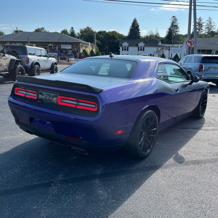 2018 Dodge Challenger Image 3