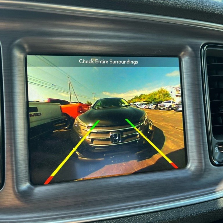 2018 Dodge Challenger Image 12