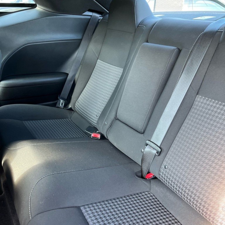 2018 Dodge Challenger Image 13
