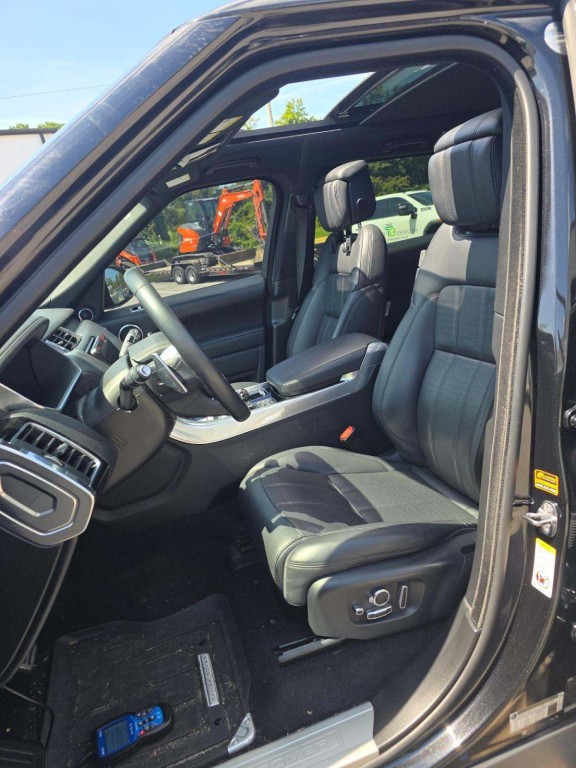 2019 Land Rover Range Rover Sport Image 6