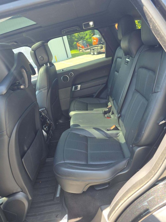 2019 Land Rover Range Rover Sport Image 11