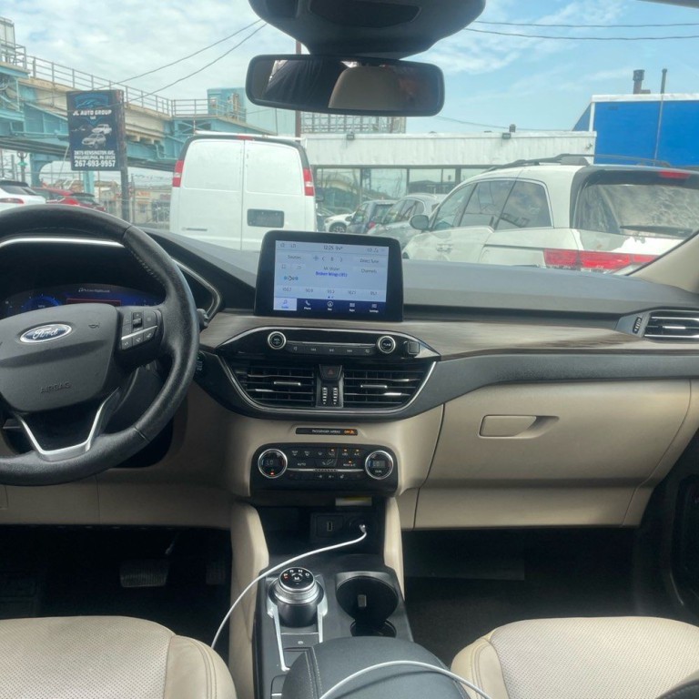 2020 Ford Escape Image 7