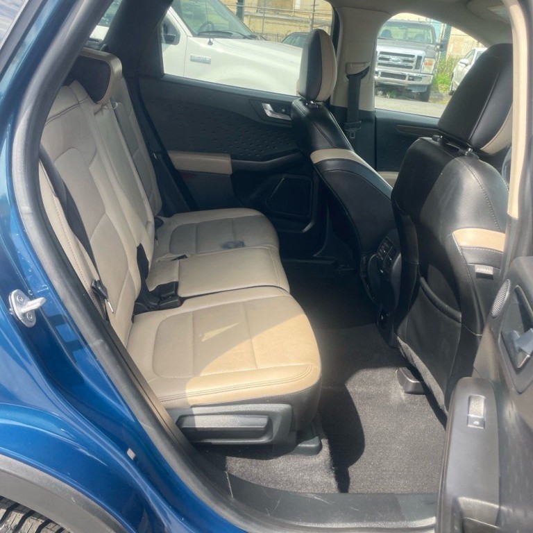 2020 Ford Escape Image 15