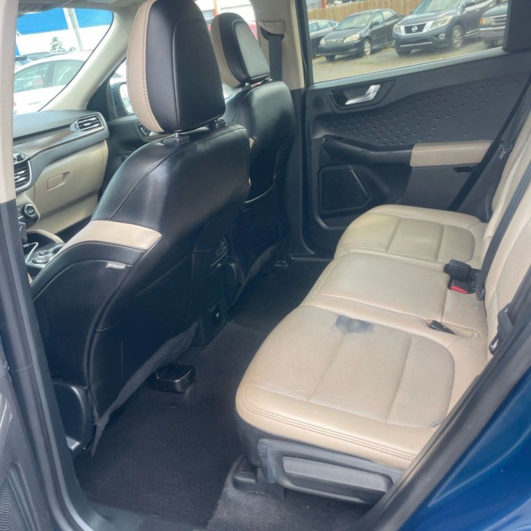 2020 Ford Escape Image 16