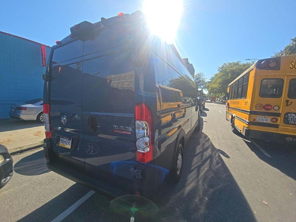 2021 RAM Promaster Image 3