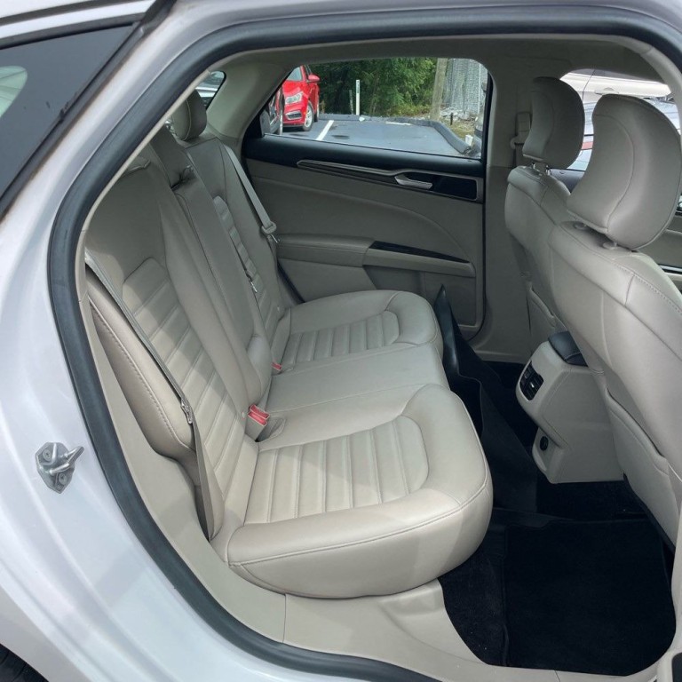 2017 Ford Fusion Image 10