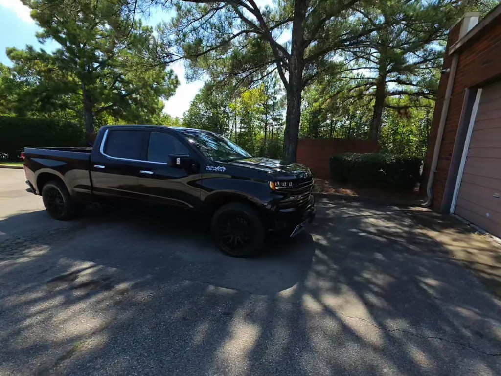 2019 Chevrolet Silverado 1500 Image 2