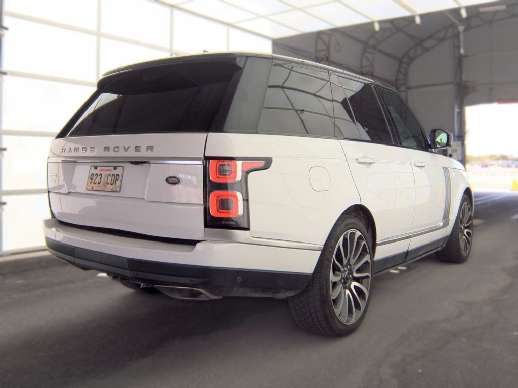 2019 Land Rover Range Rover Image 3