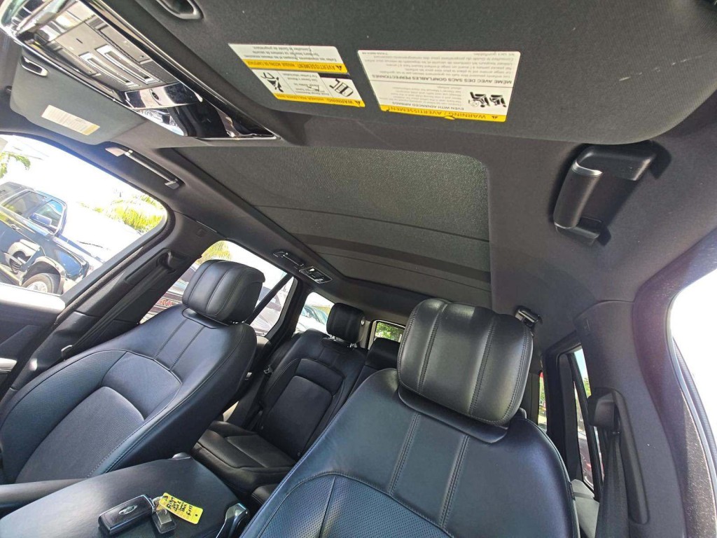 2019 Land Rover Range Rover Image 9