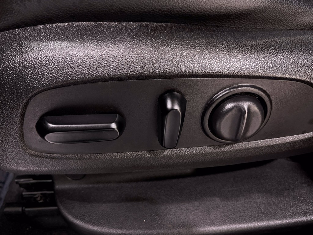 2019 GMC Acadia Image 17
