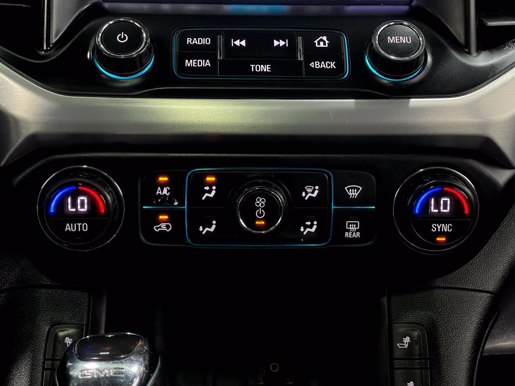 2019 GMC Acadia Image 25