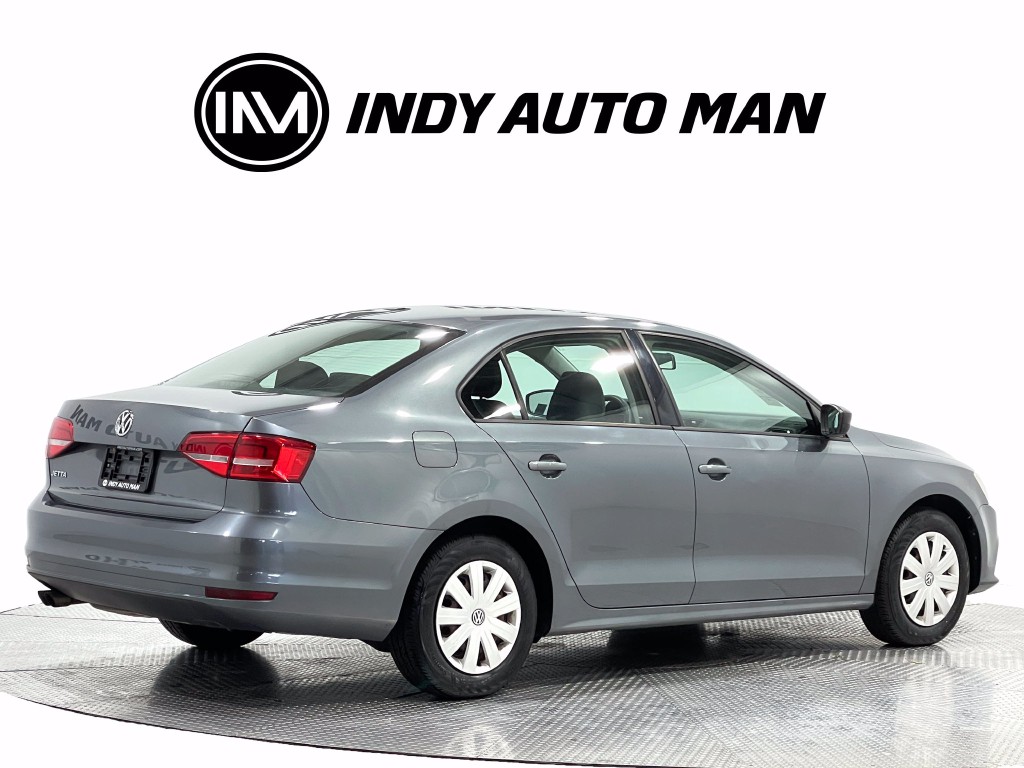 2015 Volkswagen Jetta Image 4