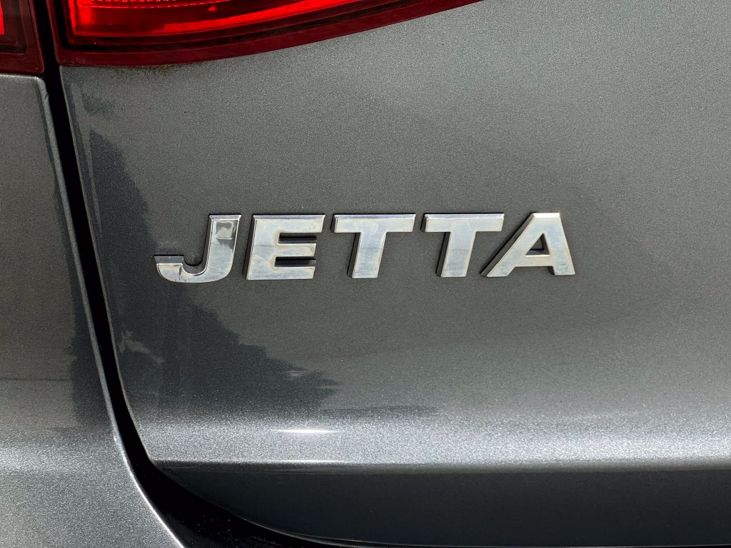 2015 Volkswagen Jetta Image 34