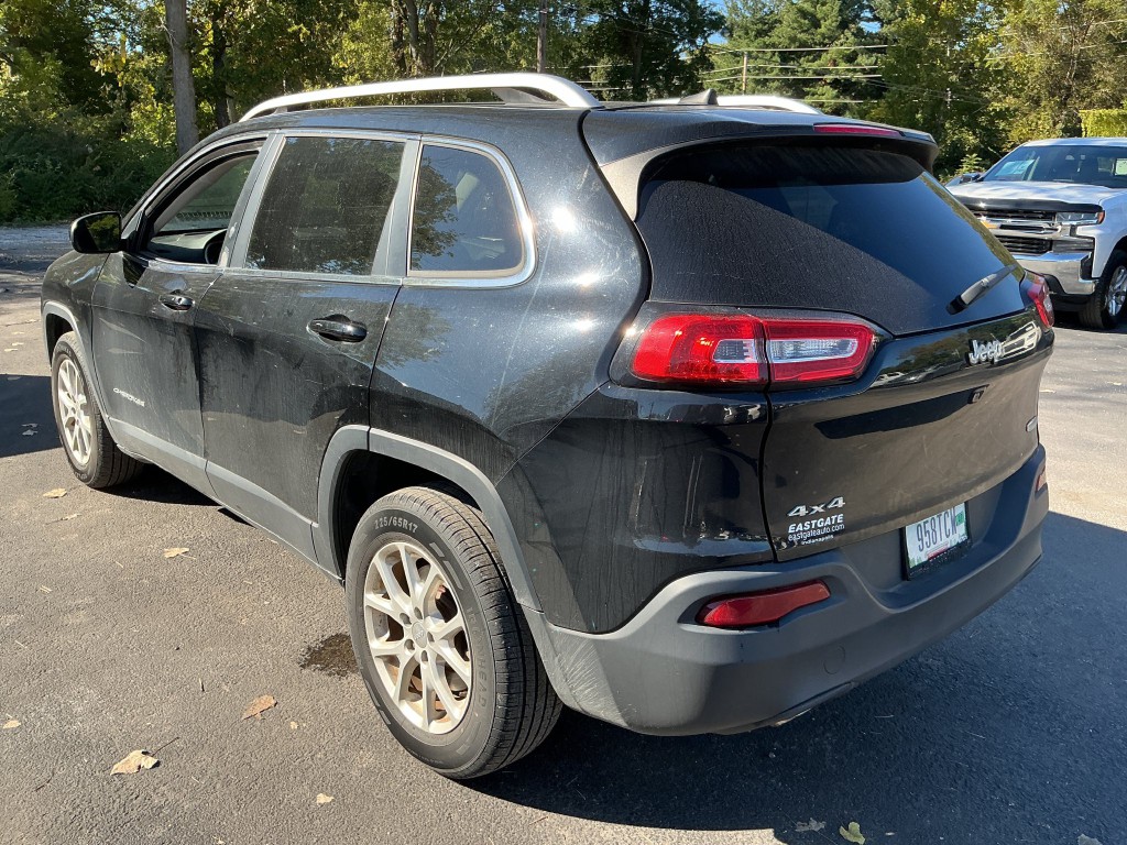 2017 Jeep Cherokee Image 3