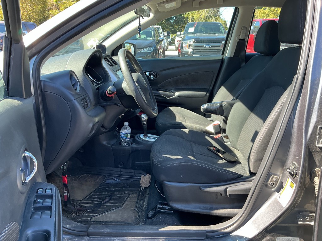 2018 Nissan Versa Image 4