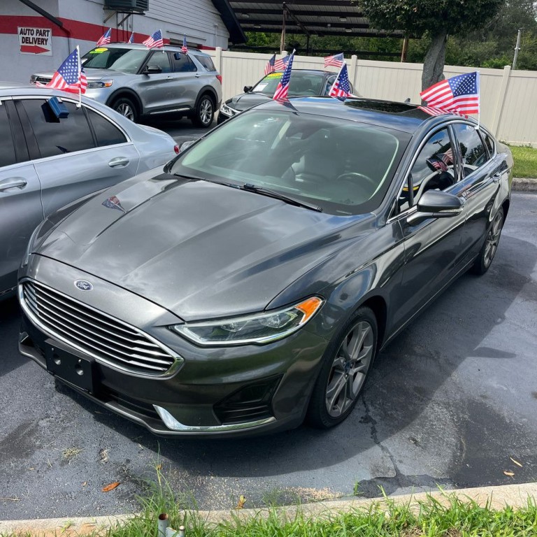 2019 Ford Fusion Image 2