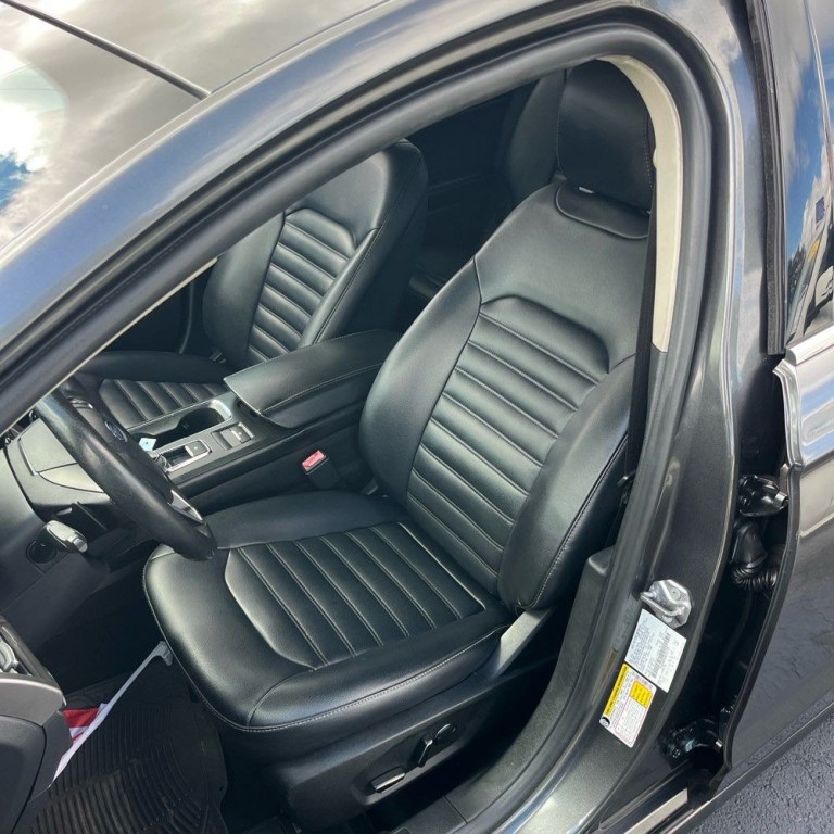 2019 Ford Fusion Image 5