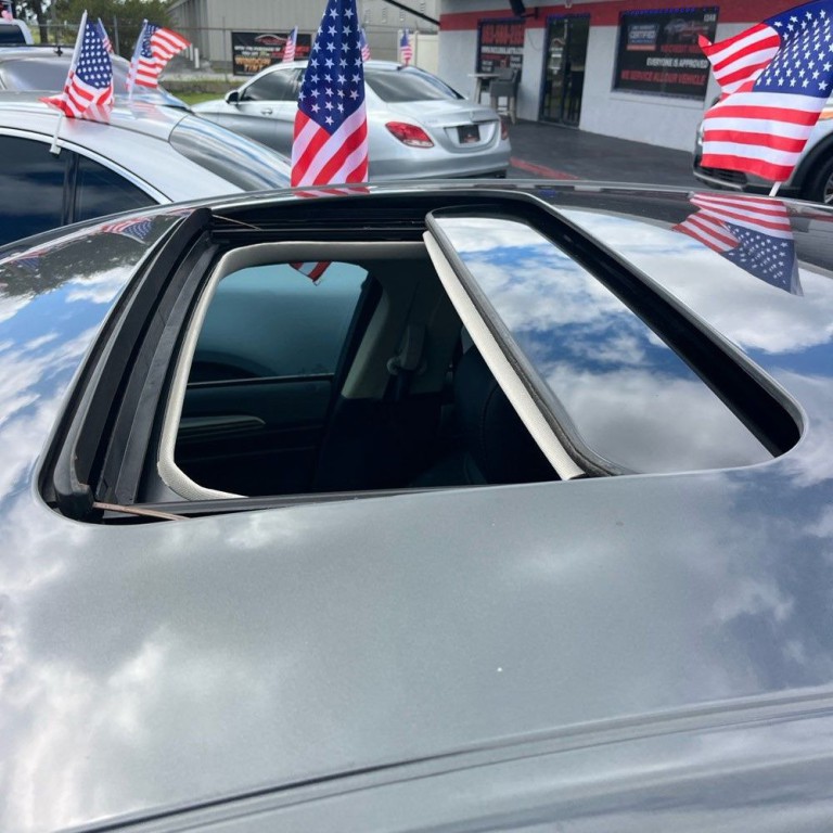 2019 Ford Fusion Image 10