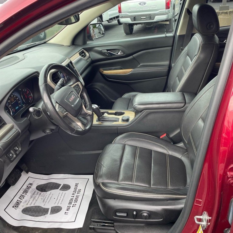 2017 GMC Acadia Image 5