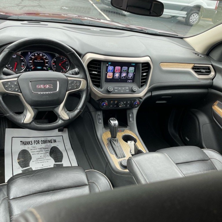 2017 GMC Acadia Image 7