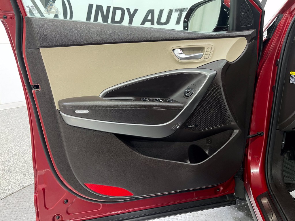 2018 Hyundai Santa Fe Image 14