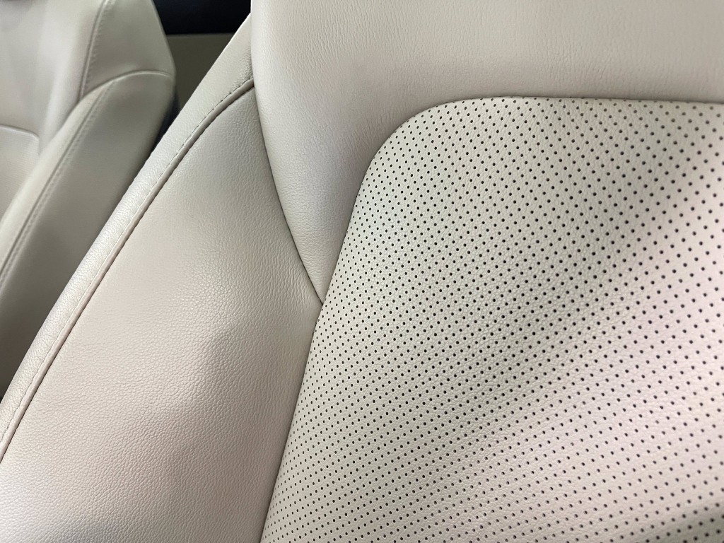 2018 Hyundai Santa Fe Image 17