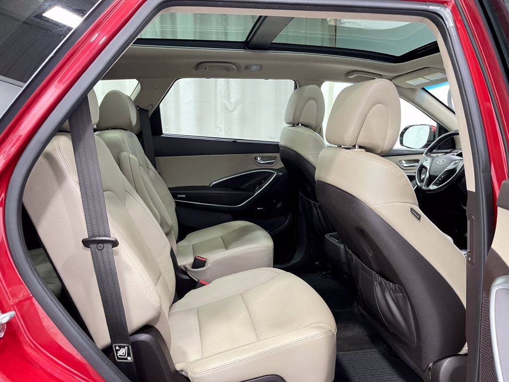 2018 Hyundai Santa Fe Image 32