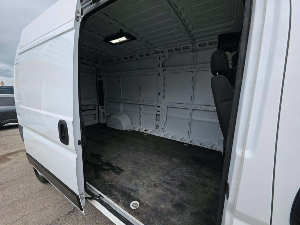 2024 RAM Promaster Image 8