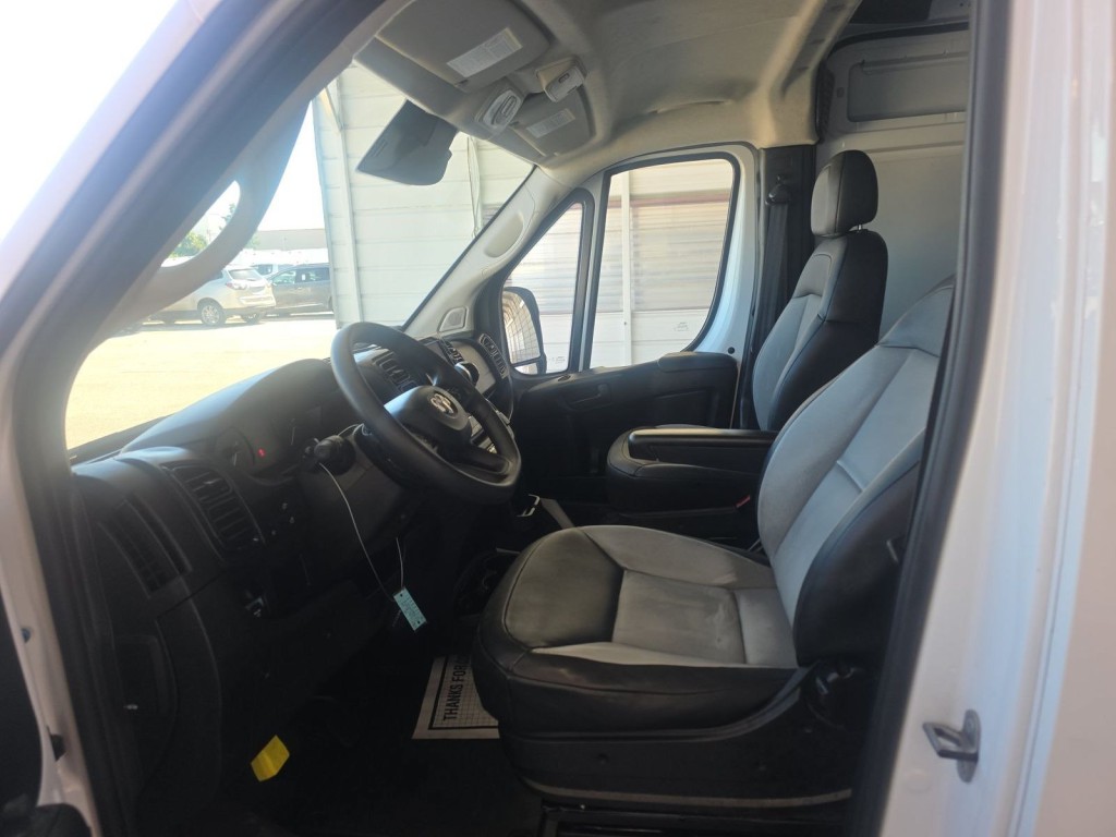 2025 RAM Promaster Image 6