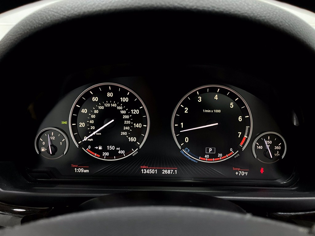 2014 BMW 5 Series Image 23