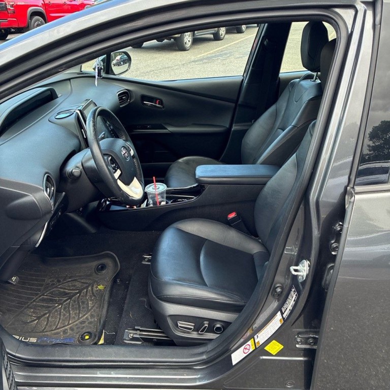 2017 Toyota Prius Image 5