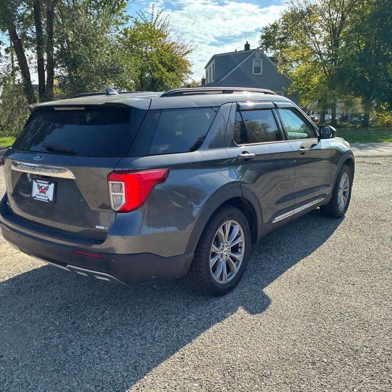 2020 Ford Explorer Image 3